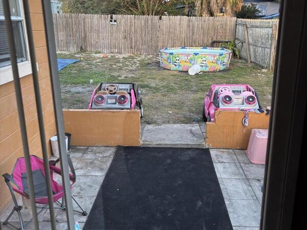 390 7th Road, Vero Beach, FL 32960