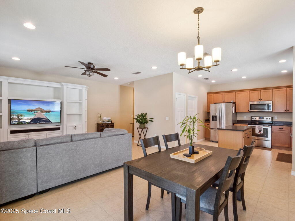 1534 Angler Avenue, Kissimmee, FL 34746