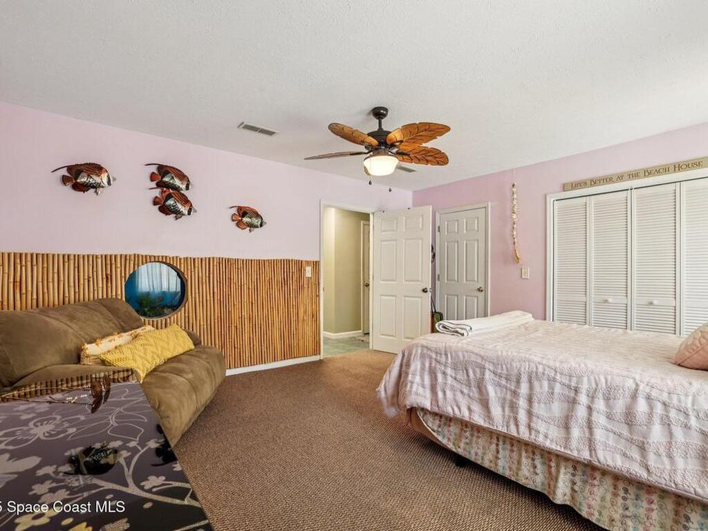 220 Avenida De Paz, Indialantic, FL 32903