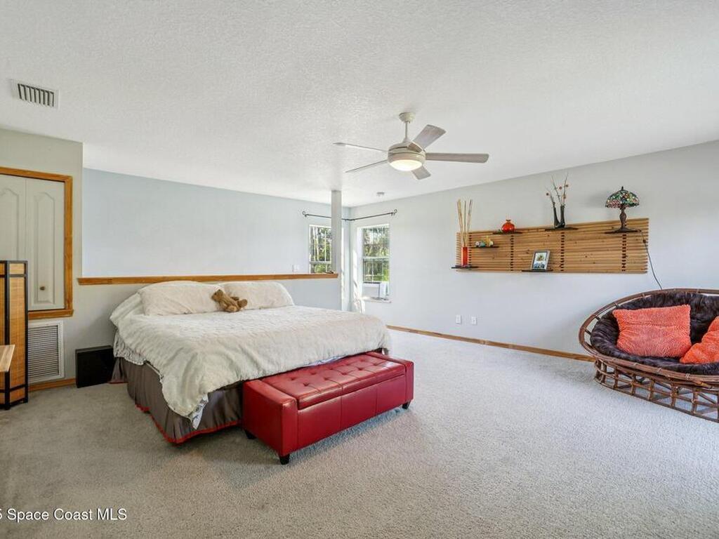 220 Avenida De Paz, Indialantic, FL 32903