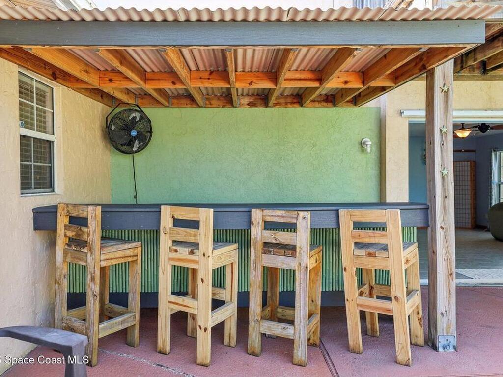 220 Avenida De Paz, Indialantic, FL 32903