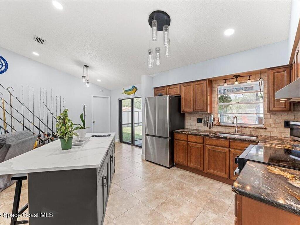 2350 Fallon Blvd Boulevard, Palm Bay, FL 32907