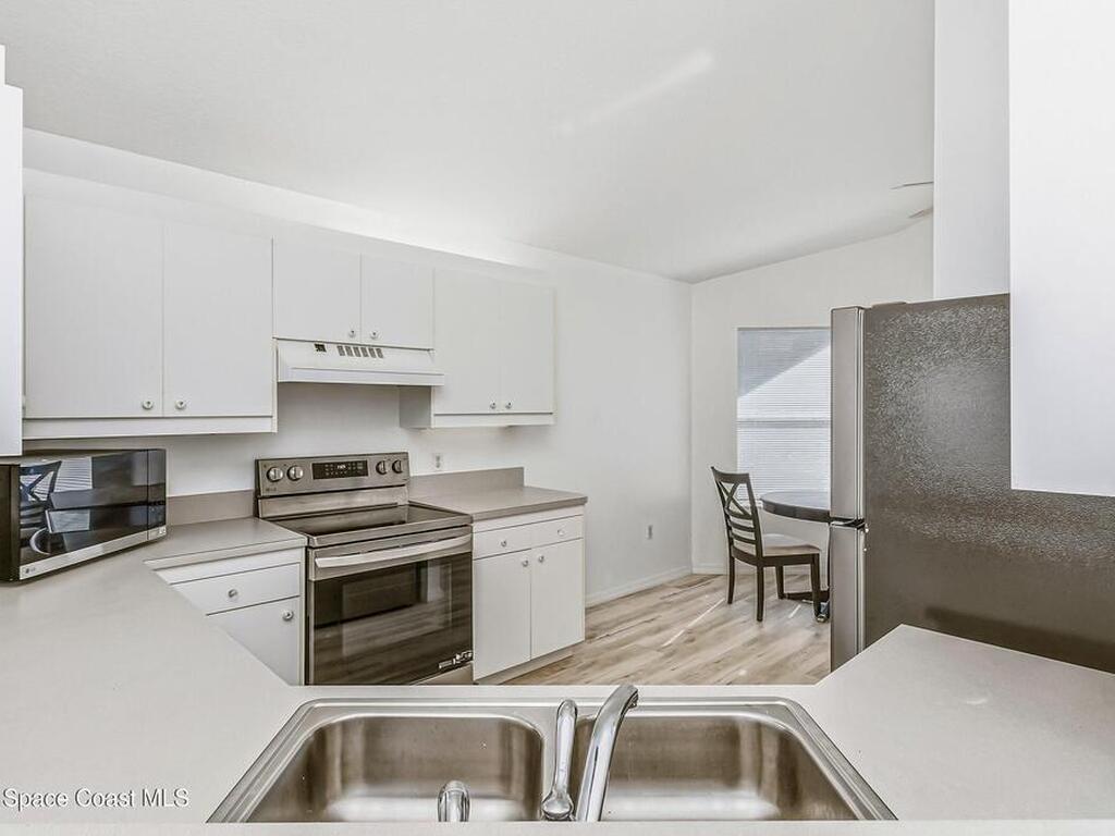 3866 Town Square Boulevard, Melbourne, FL 32901