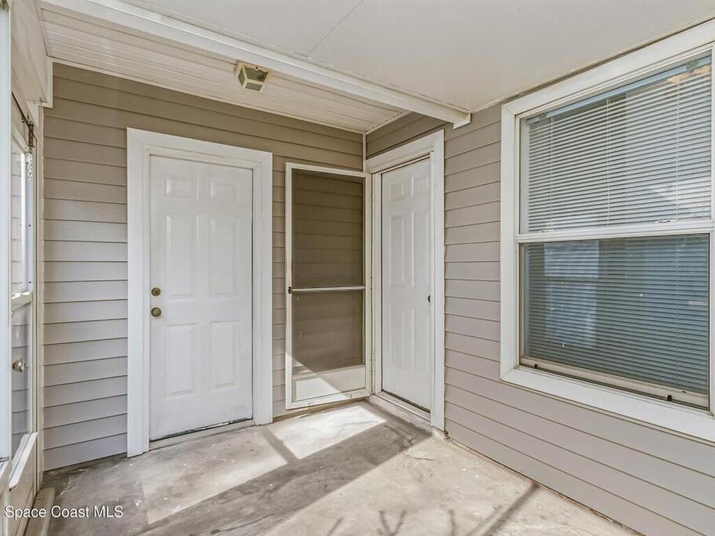 3866 Town Square Boulevard, Melbourne, FL 32901