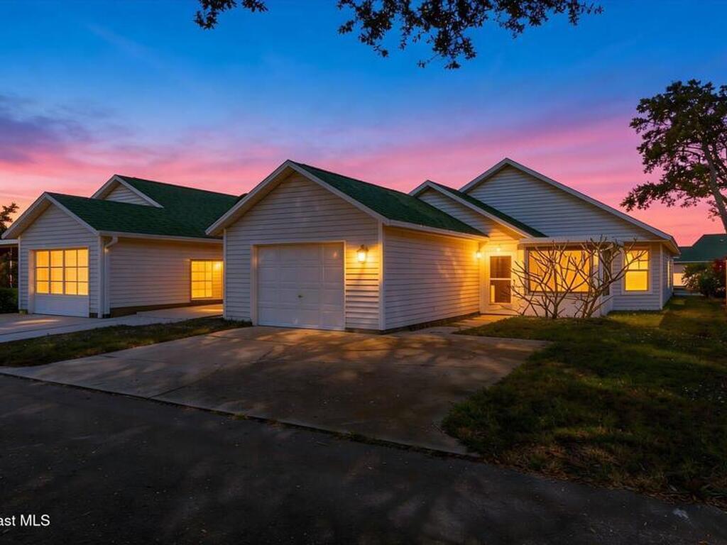 3866 Town Square Boulevard, Melbourne, FL 32901