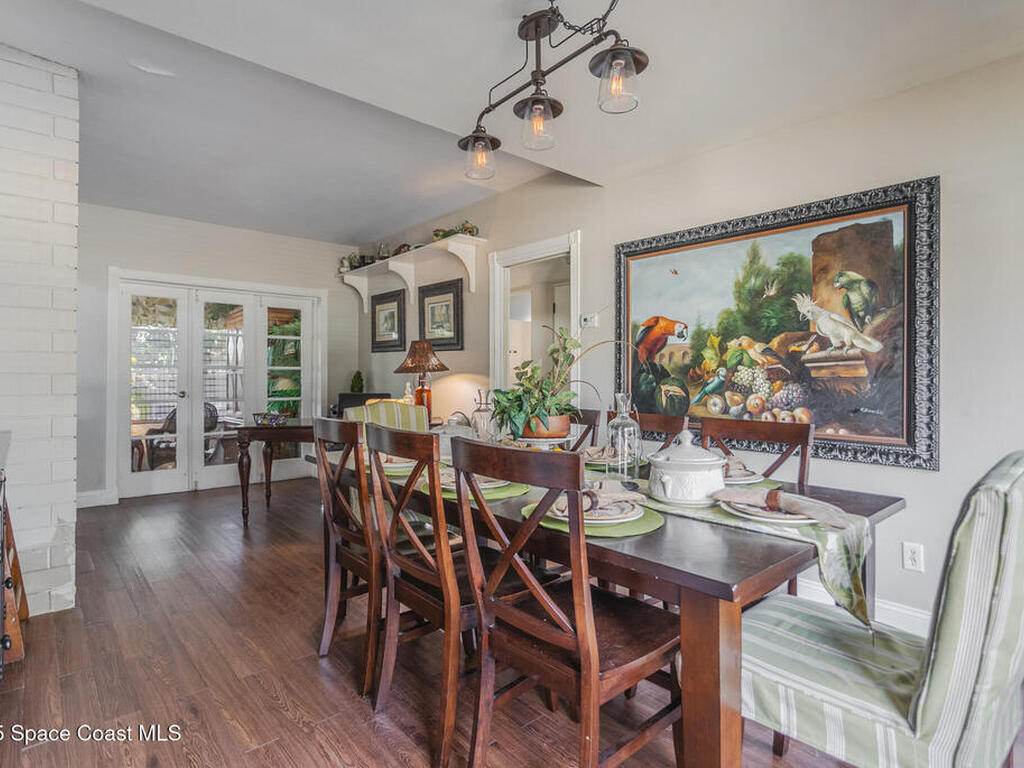 905 S Brevard Avenue, Cocoa Beach, FL 32931