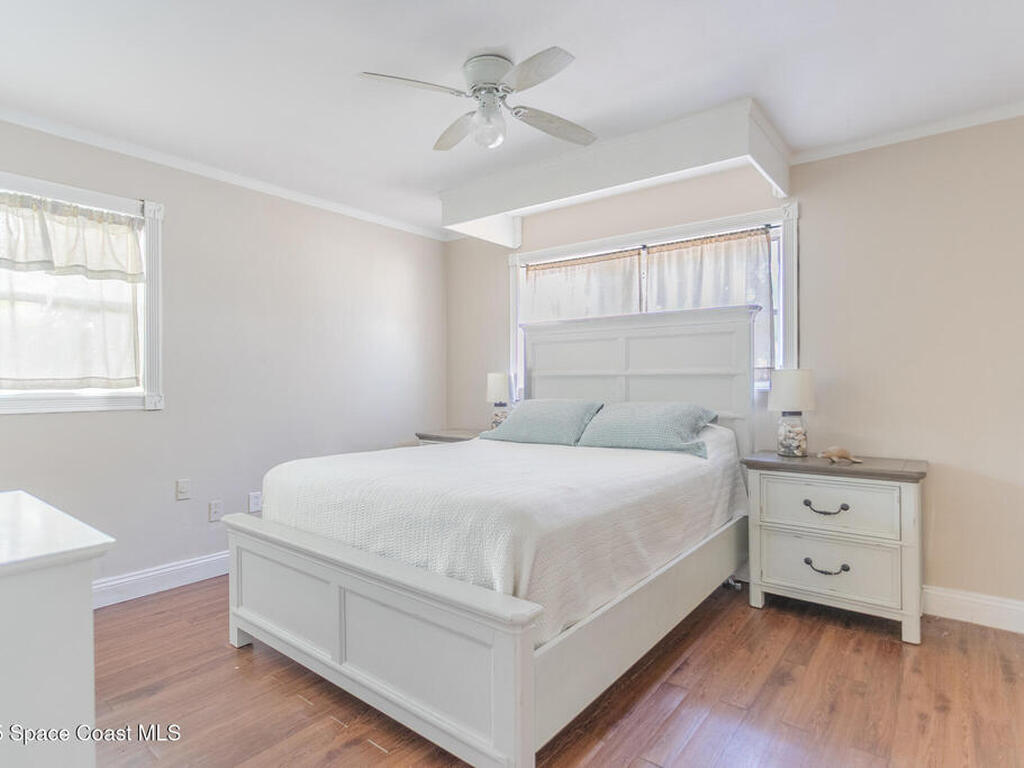 905 S Brevard Avenue, Cocoa Beach, FL 32931