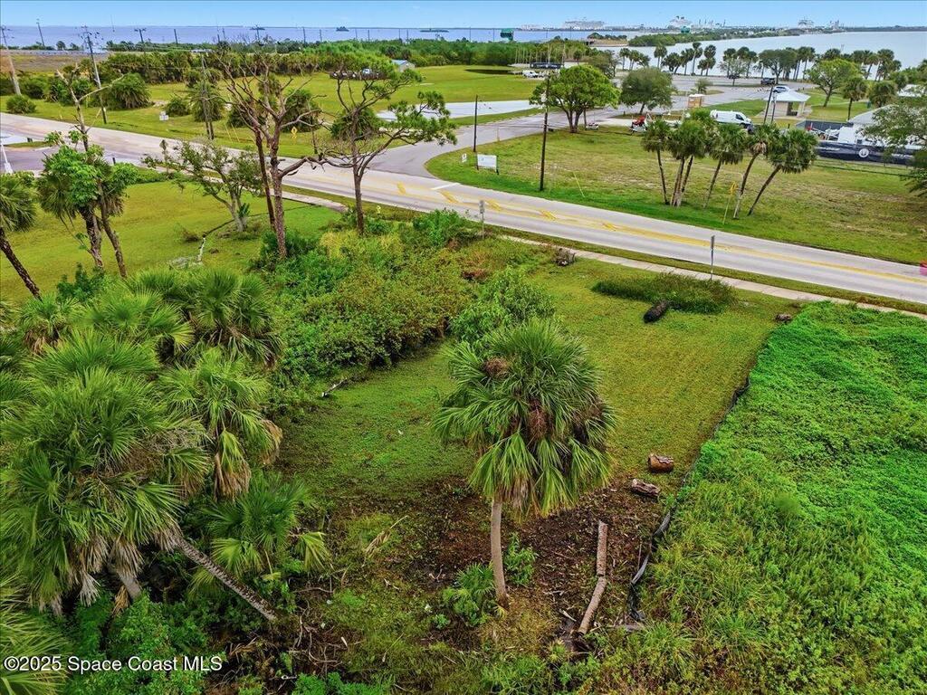 2513 N Banana River Drive, Merritt Island, FL 32952