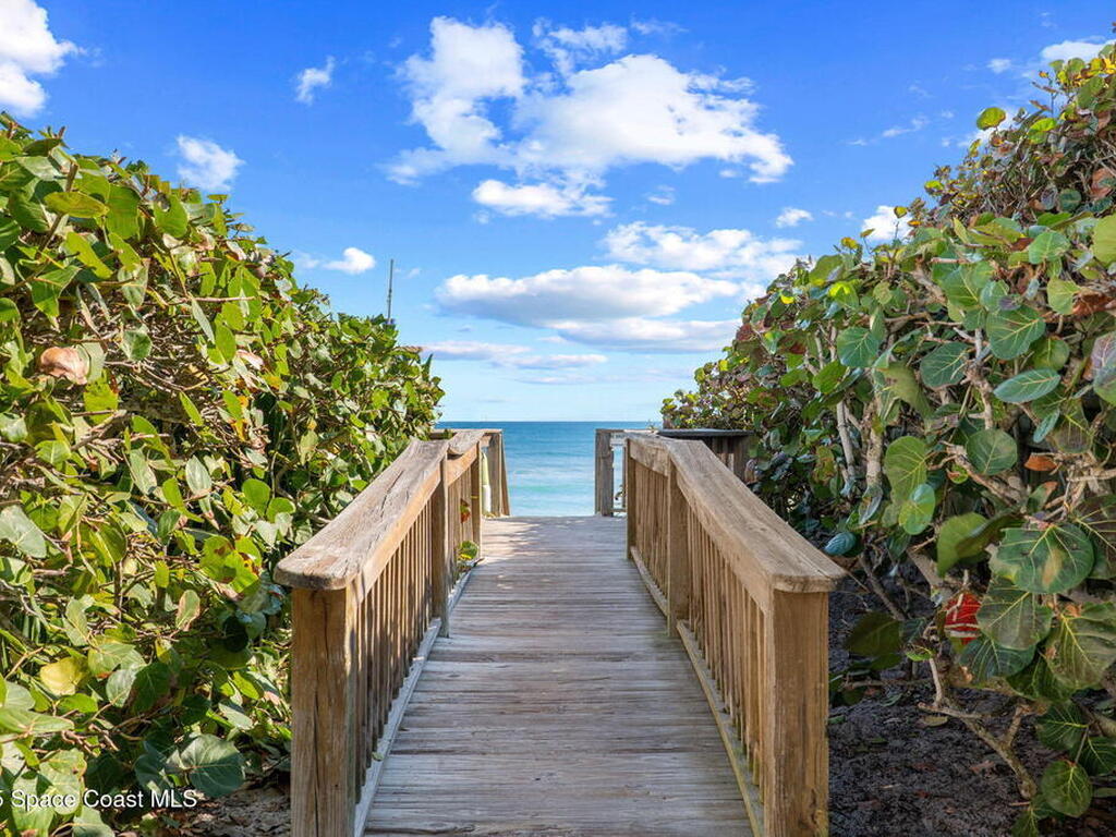 379 Pentland Drive, Melbourne Beach, FL 32951