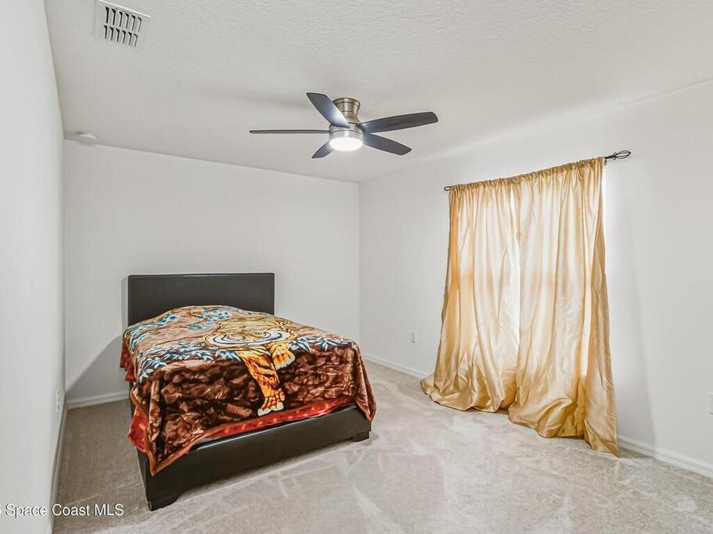 808 Grandeur Street, Palm Bay, FL 32909