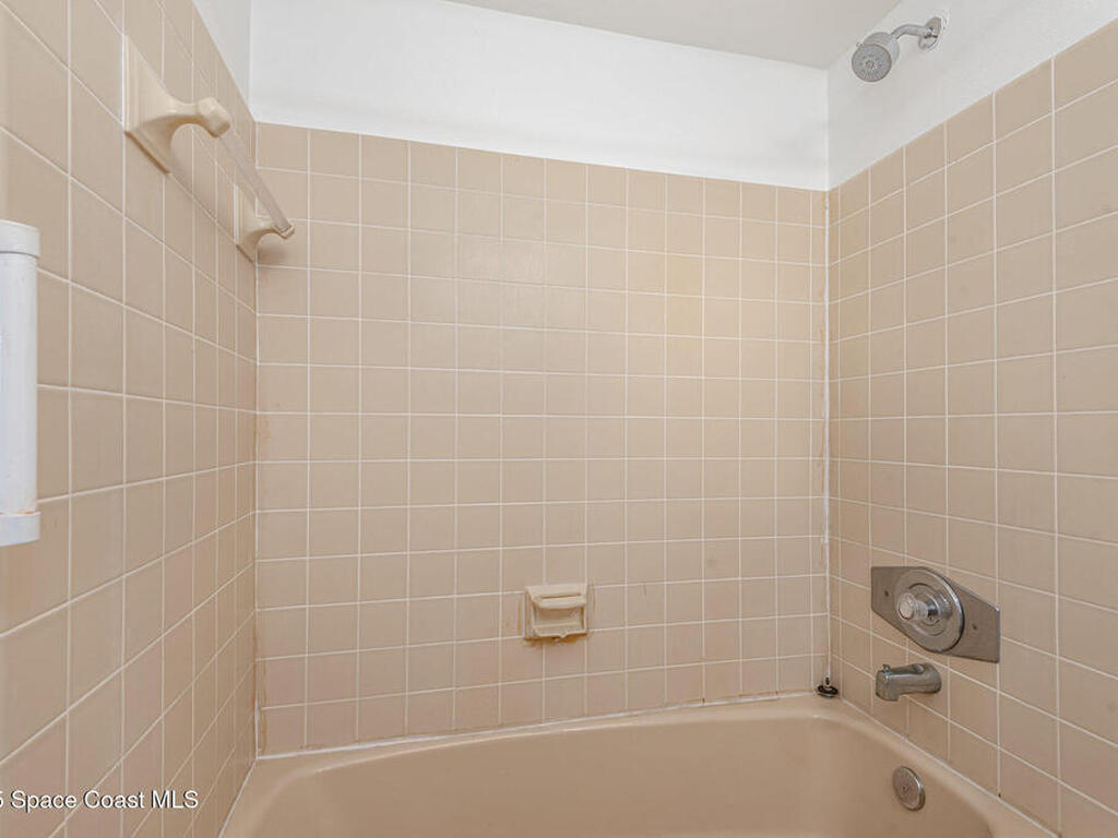 261 Edgewater Avenue, Palm Bay, FL 32909