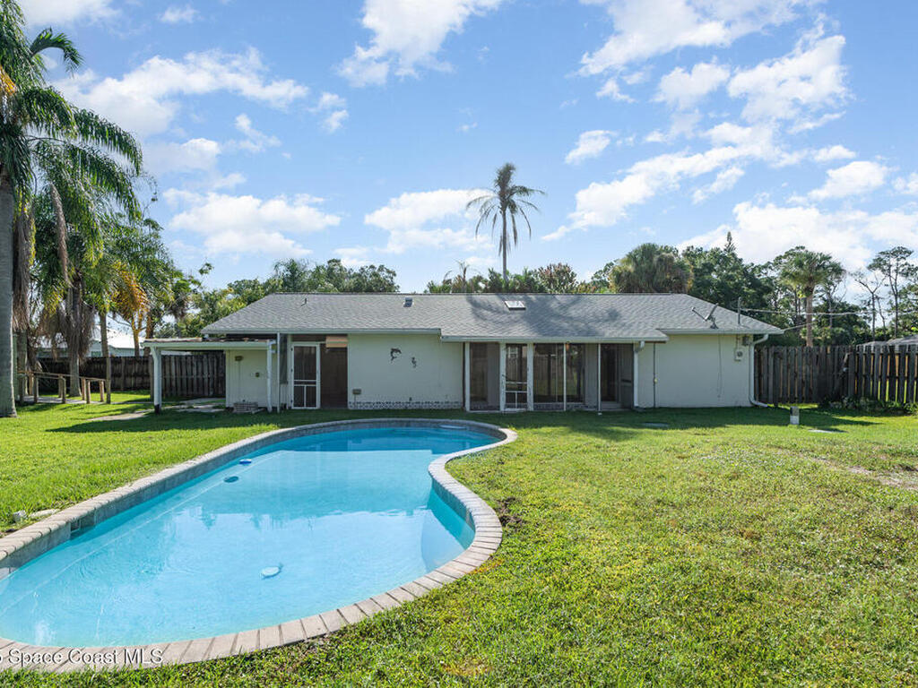 261 Edgewater Avenue, Palm Bay, FL 32909