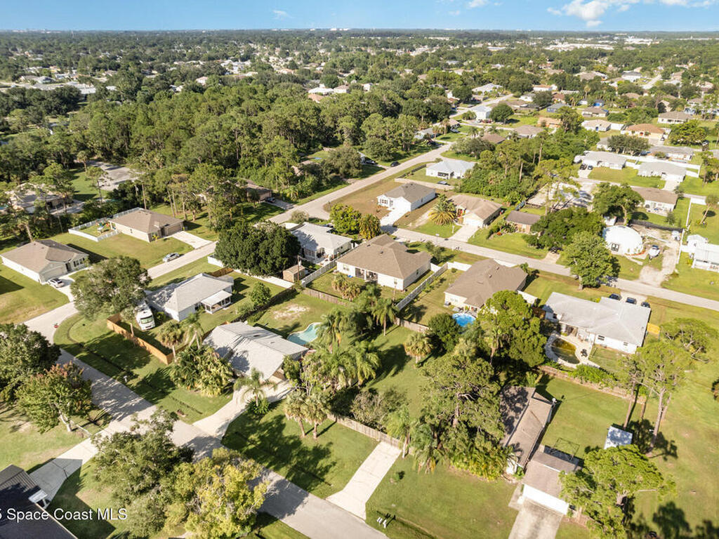 261 Edgewater Avenue, Palm Bay, FL 32909