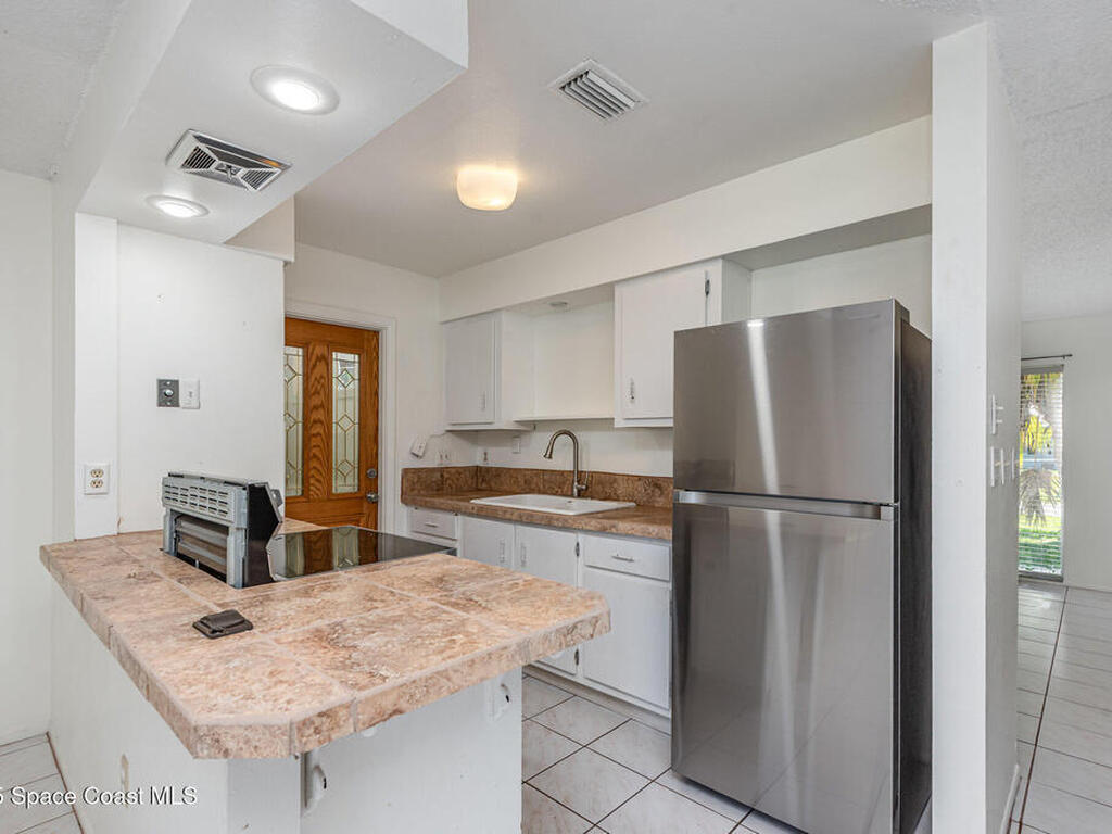 261 Edgewater Avenue, Palm Bay, FL 32909