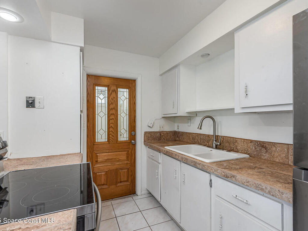 261 Edgewater Avenue, Palm Bay, FL 32909