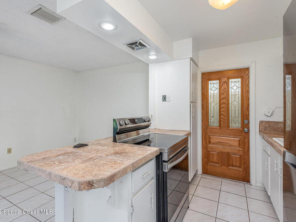 261 Edgewater Avenue, Palm Bay, FL 32909