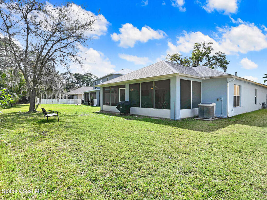 1652 La Maderia Drive, Palm Bay, FL 32908