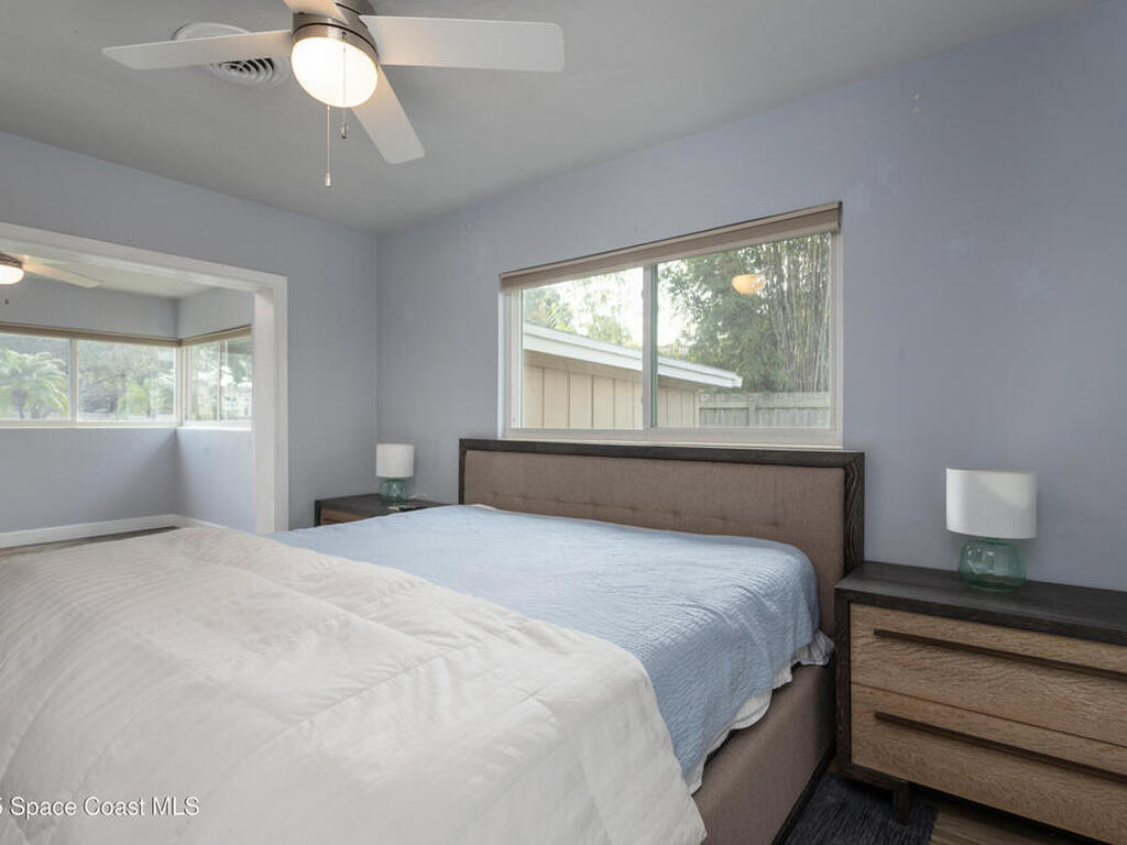 33 W Melbourne Avenue, Melbourne, FL 32901