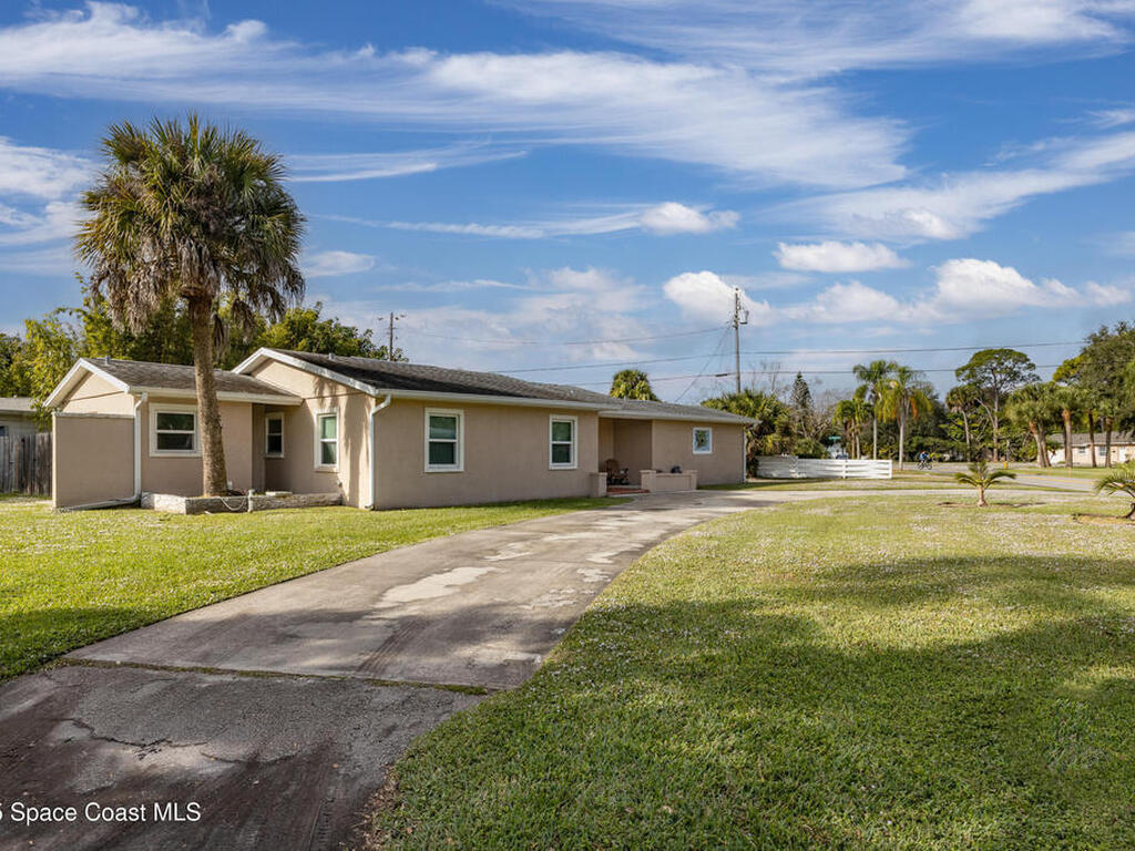 33 W Melbourne Avenue, Melbourne, FL 32901