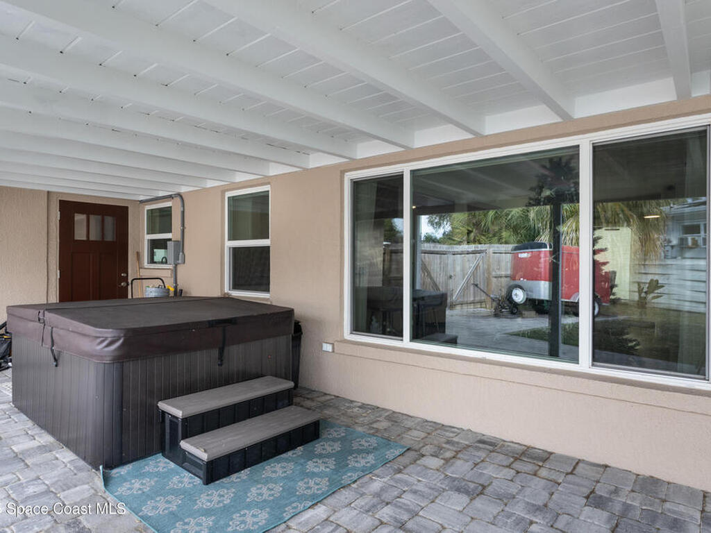 33 W Melbourne Avenue, Melbourne, FL 32901