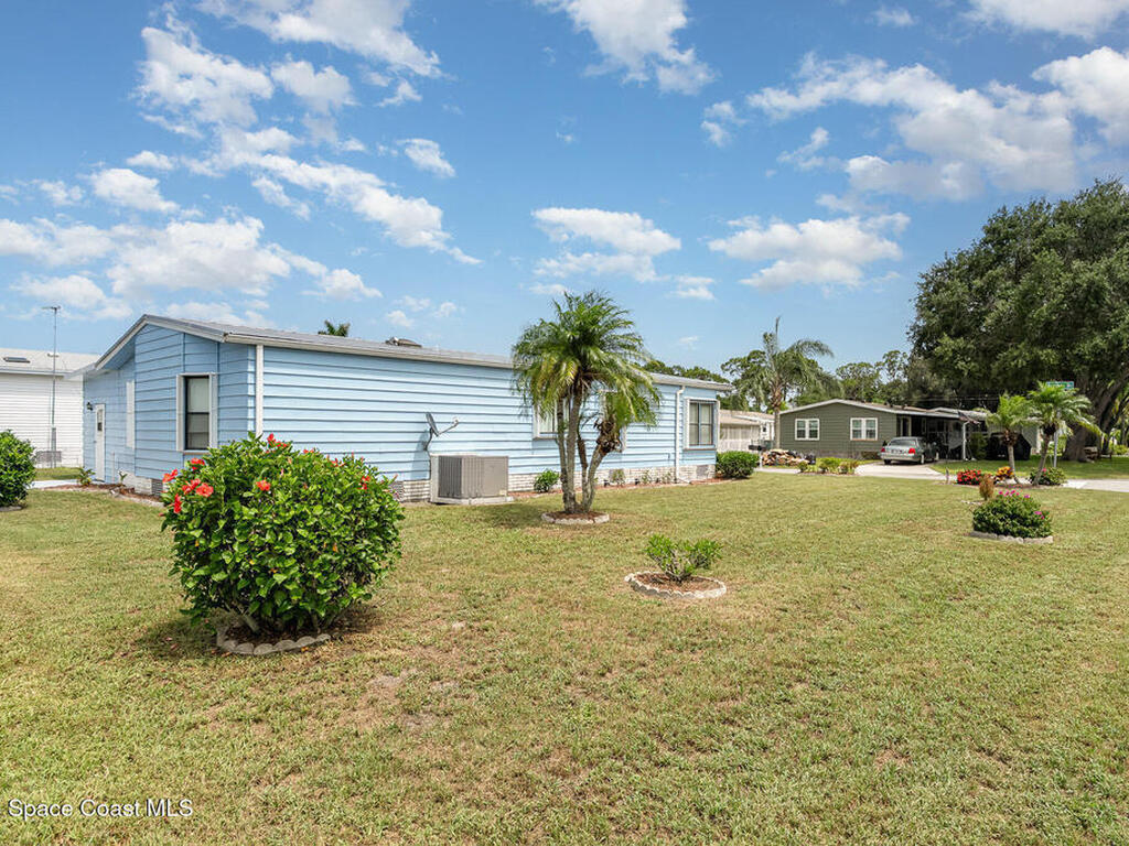 344 Avocado Drive, Barefoot Bay, FL 32976