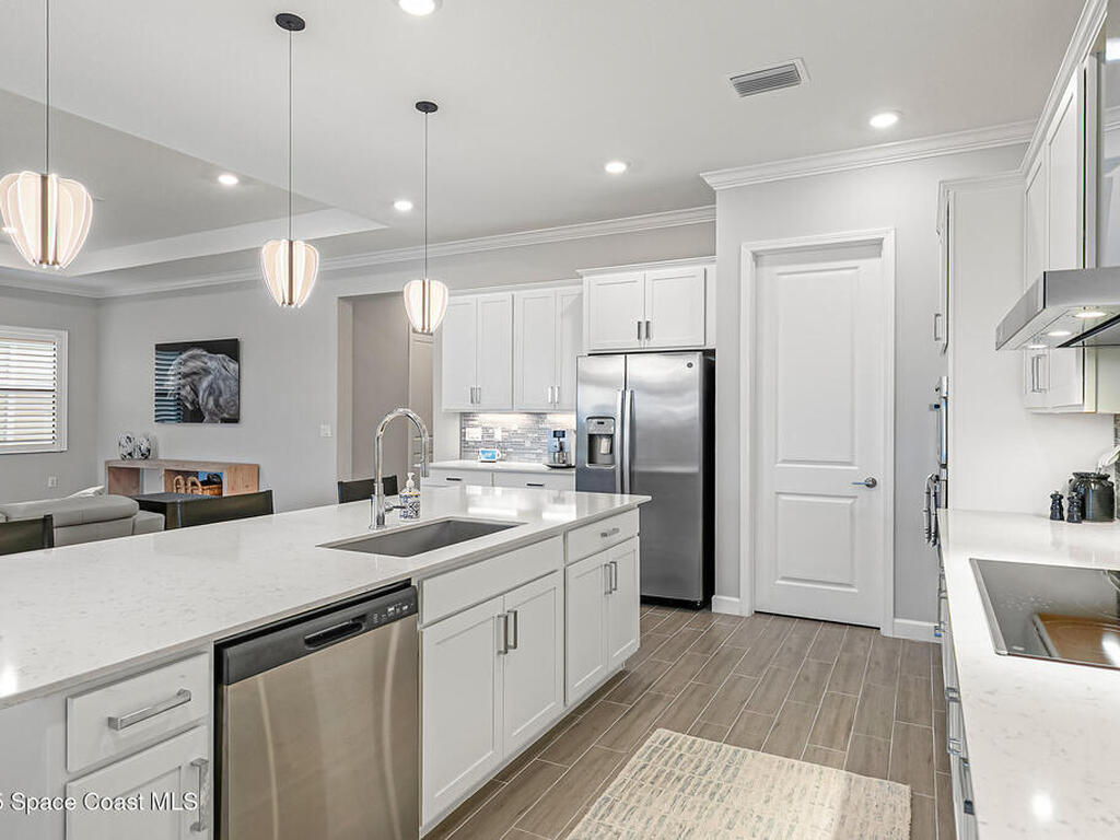 1393 Great Belt Circle, Melbourne, FL 32940