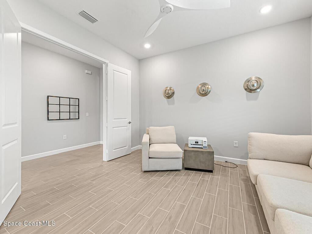 1393 Great Belt Circle, Melbourne, FL 32940