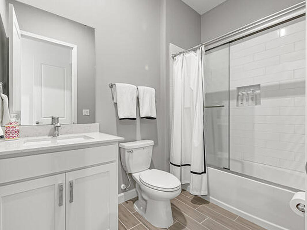 1393 Great Belt Circle, Melbourne, FL 32940