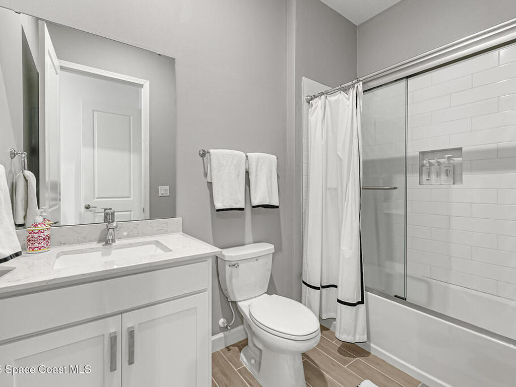 1393 Great Belt Circle, Melbourne, FL 32940