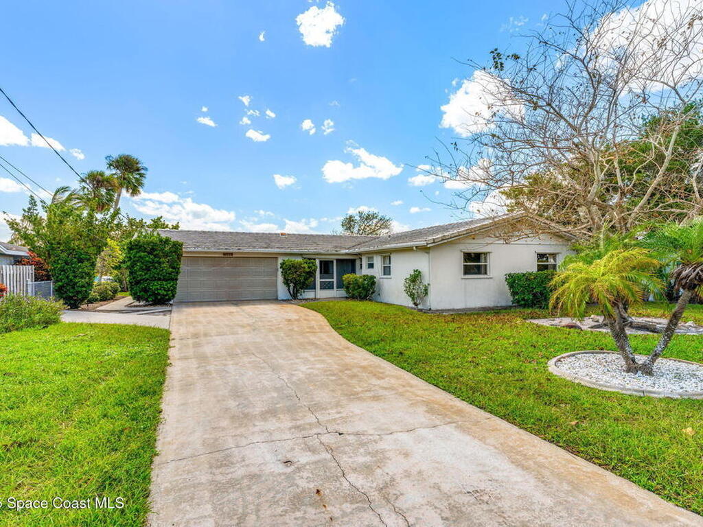 272 Bahama Boulevard, Cocoa Beach, FL 32931