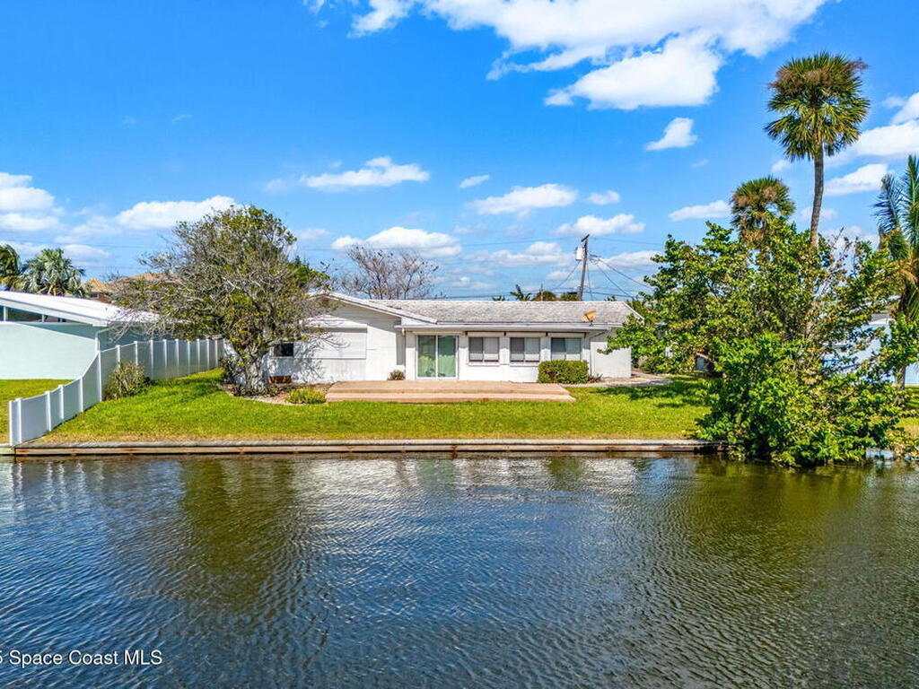272 Bahama Boulevard, Cocoa Beach, FL 32931