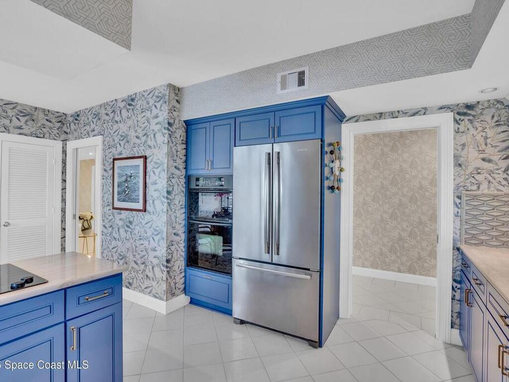 1903 Bay Road, Vero Beach, FL 32963