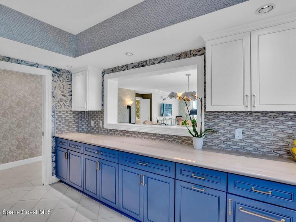 1903 Bay Road, Vero Beach, FL 32963