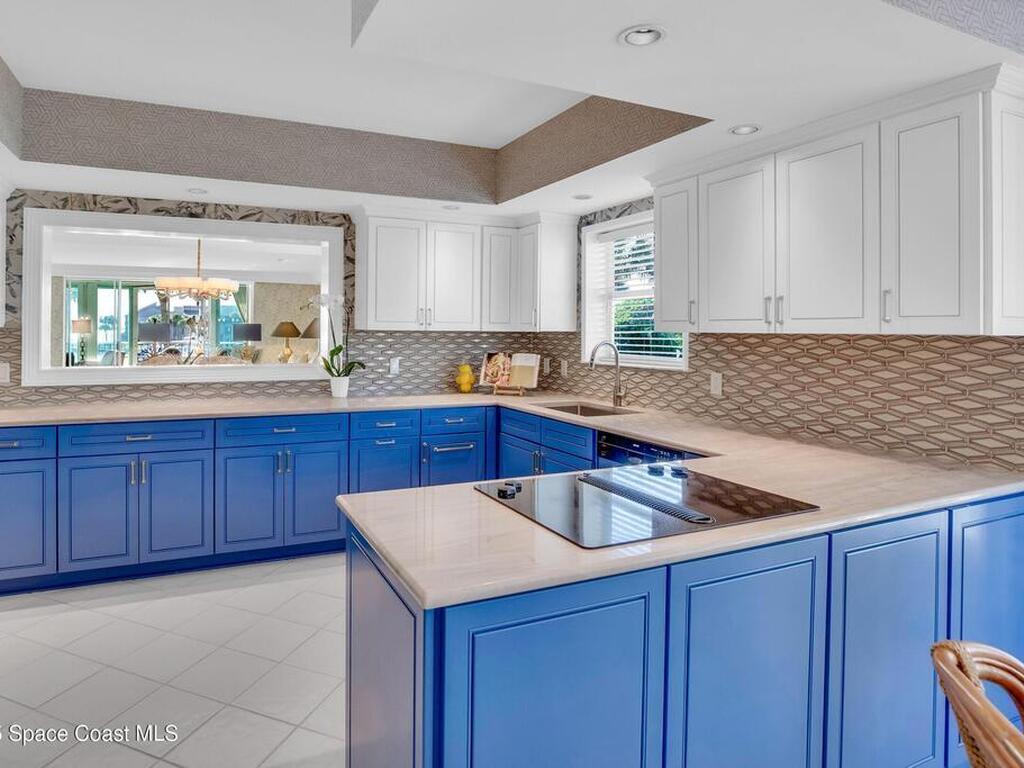 1903 Bay Road, Vero Beach, FL 32963