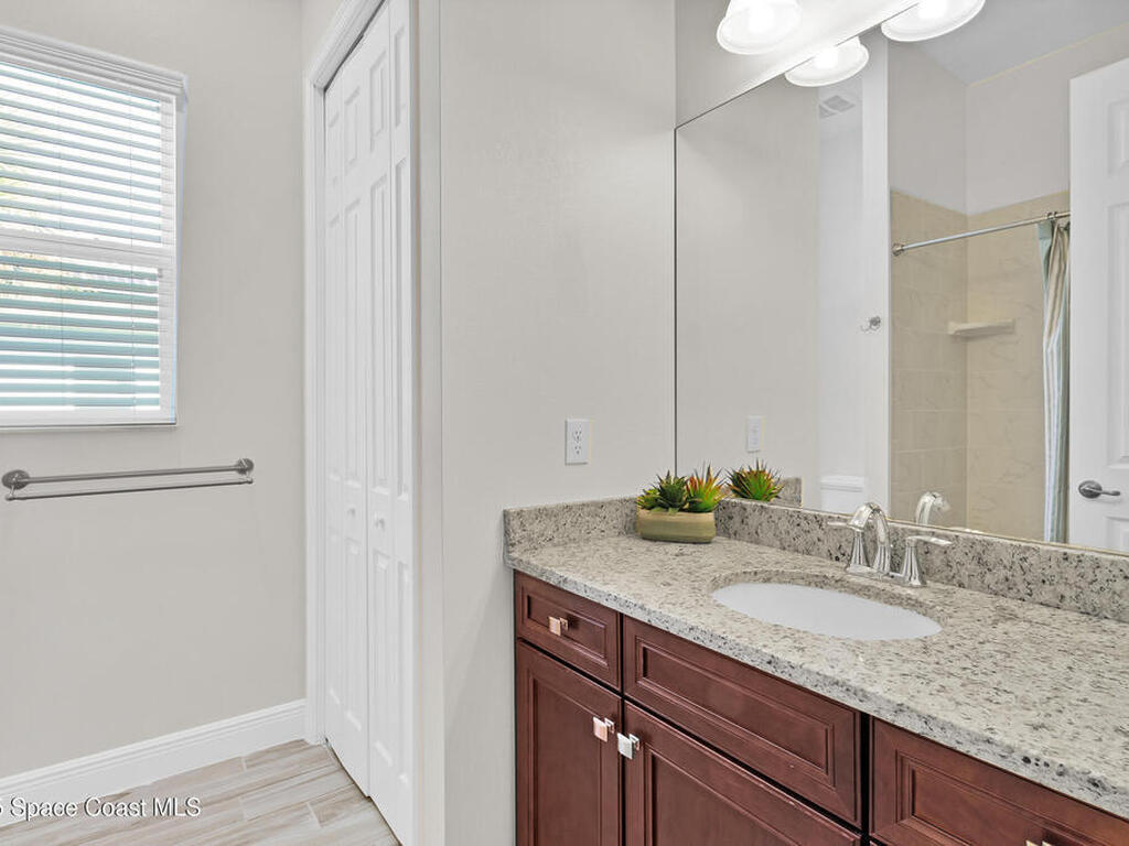 5935 Summersweet Lane, Vero Beach, FL 32967