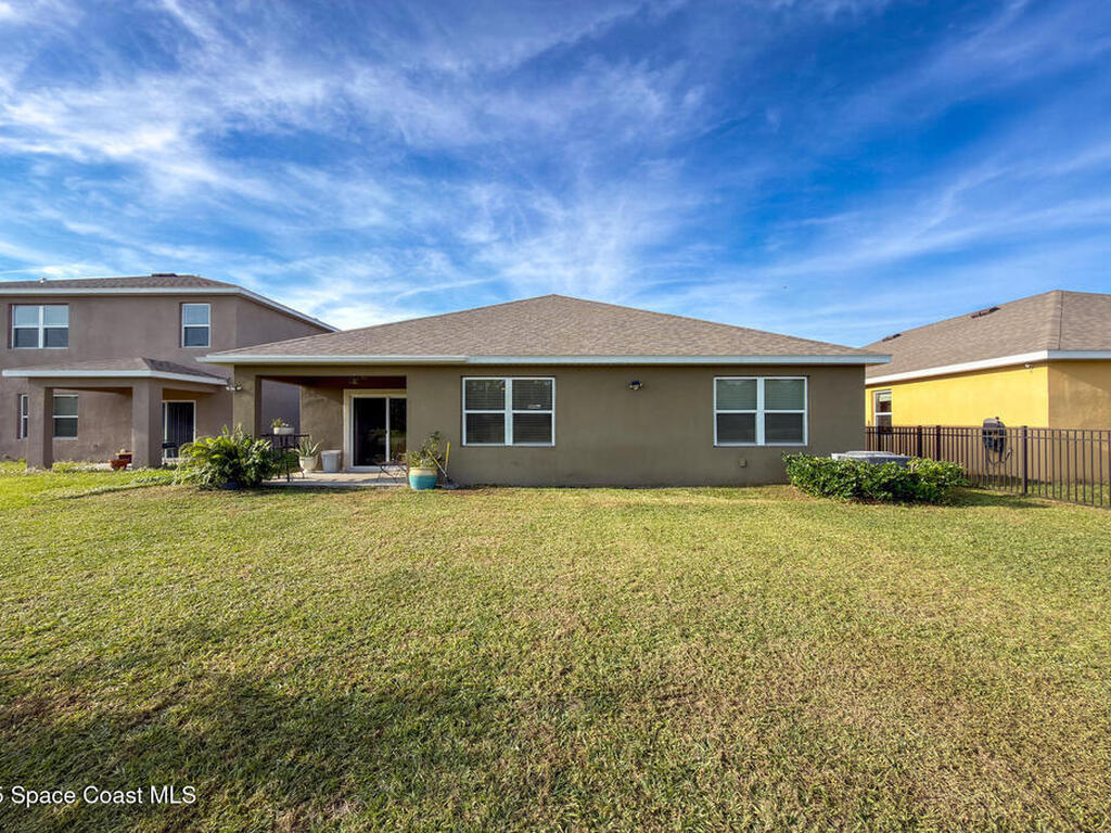 3570 Burrowing Owl Drive, Mims, FL 32754