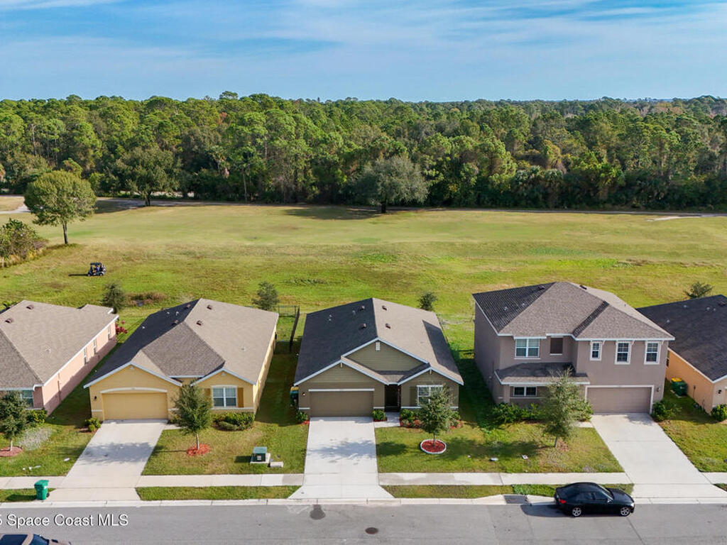 3570 Burrowing Owl Drive, Mims, FL 32754