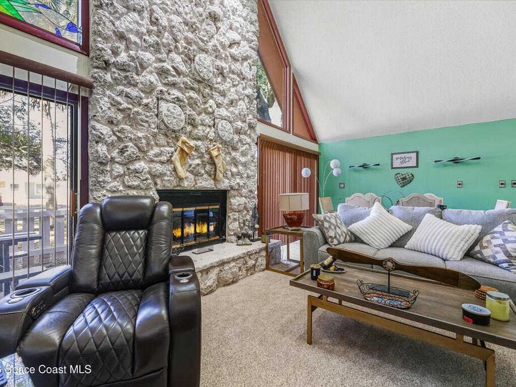 951 Pembroke Avenue, Palm Bay, FL 32907