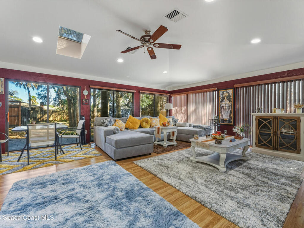 951 Pembroke Avenue, Palm Bay, FL 32907