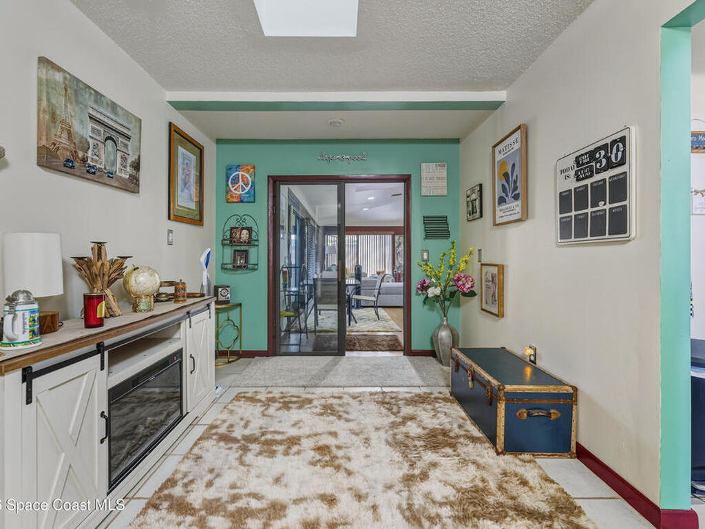 951 Pembroke Avenue, Palm Bay, FL 32907