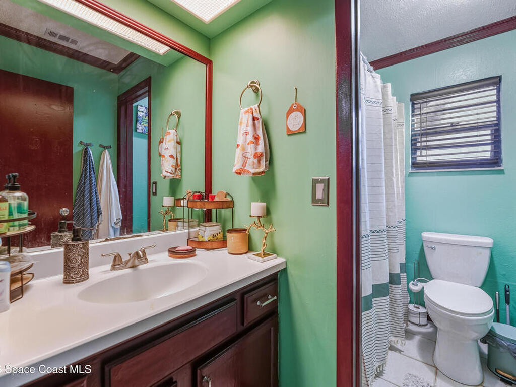 951 Pembroke Avenue, Palm Bay, FL 32907