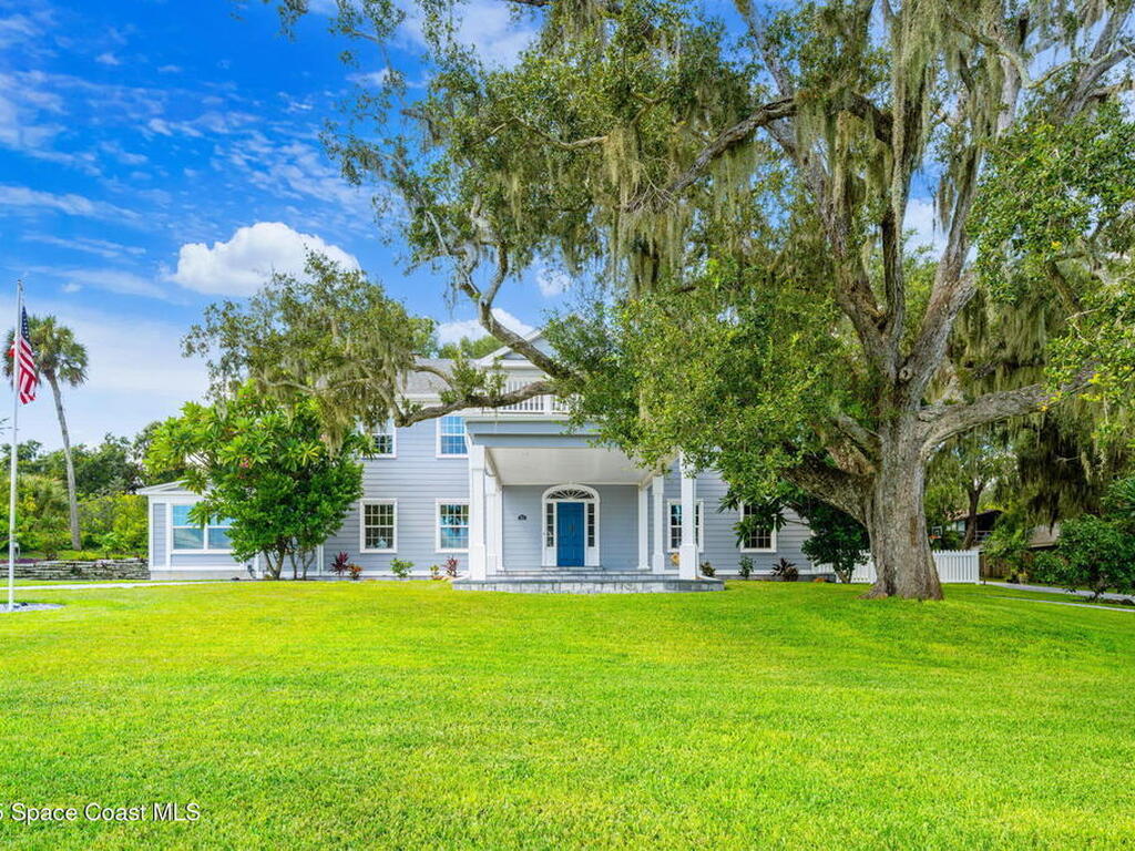 875 N Indian River Drive, Cocoa, FL 32922