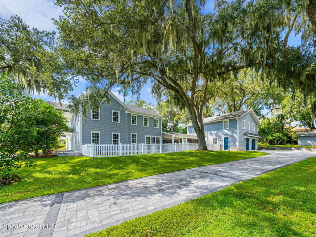 875 N Indian River Drive, Cocoa, FL 32922