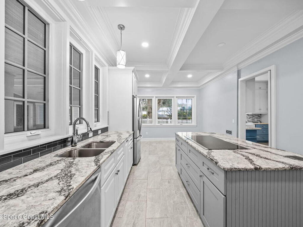 875 N Indian River Drive, Cocoa, FL 32922