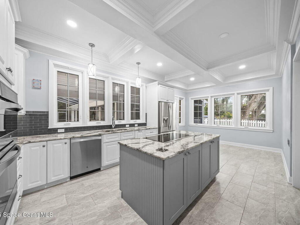 875 N Indian River Drive, Cocoa, FL 32922