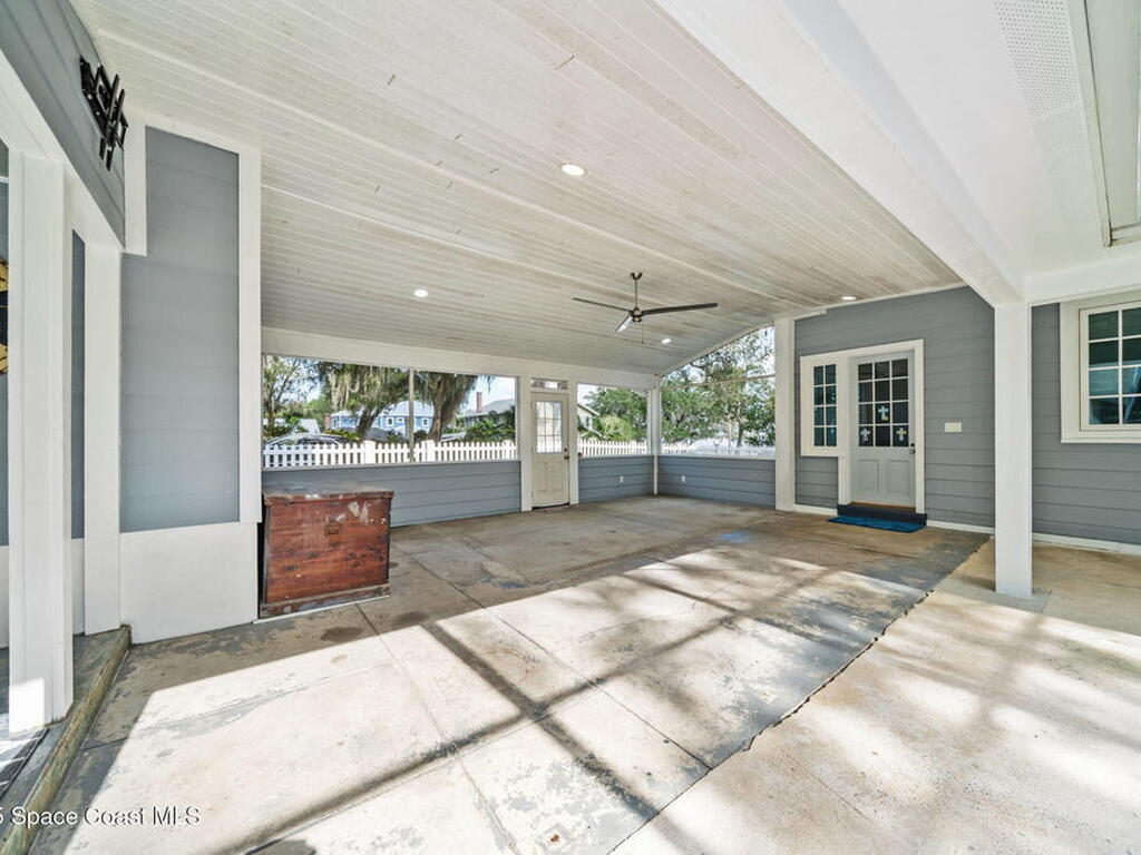 875 N Indian River Drive, Cocoa, FL 32922