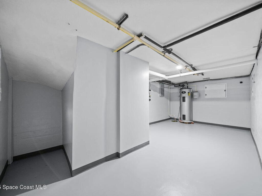 875 N Indian River Drive, Cocoa, FL 32922