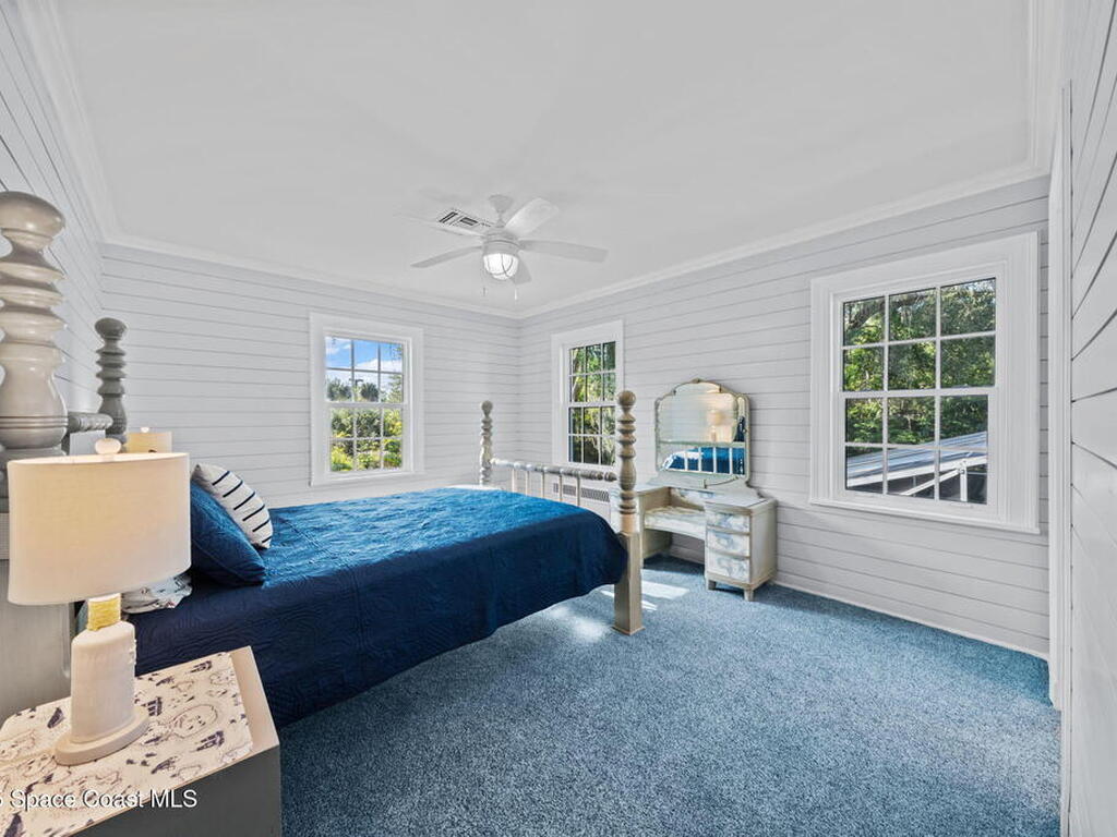 875 N Indian River Drive, Cocoa, FL 32922