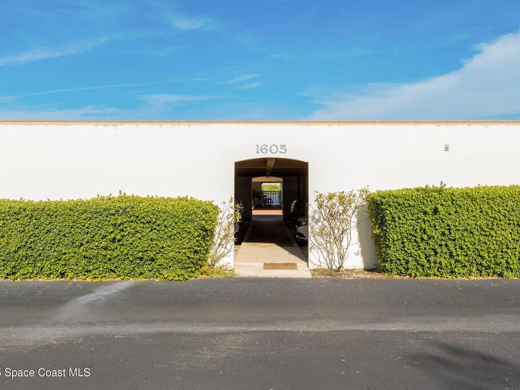 1605 Minutemen Causeway, Cocoa Beach, FL 32931