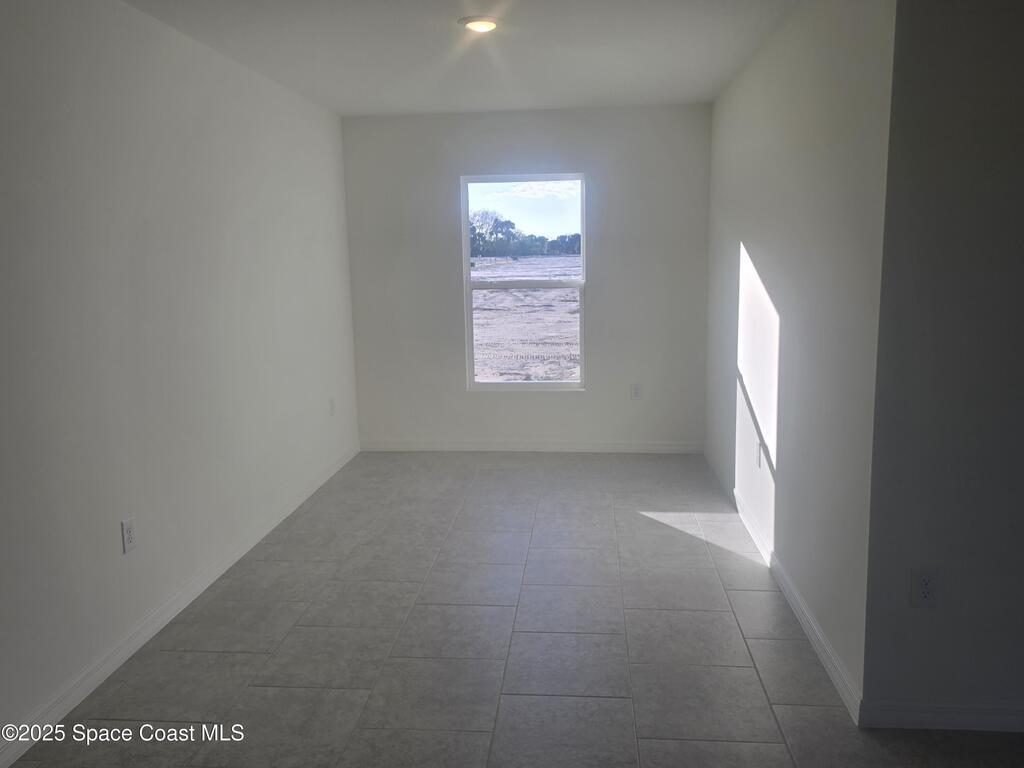 952 SW Richmond Circle, Palm Bay, FL 32908